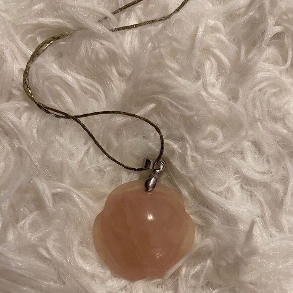 Rose Stone Necklace on Silver Chain - Picture 2 of 2